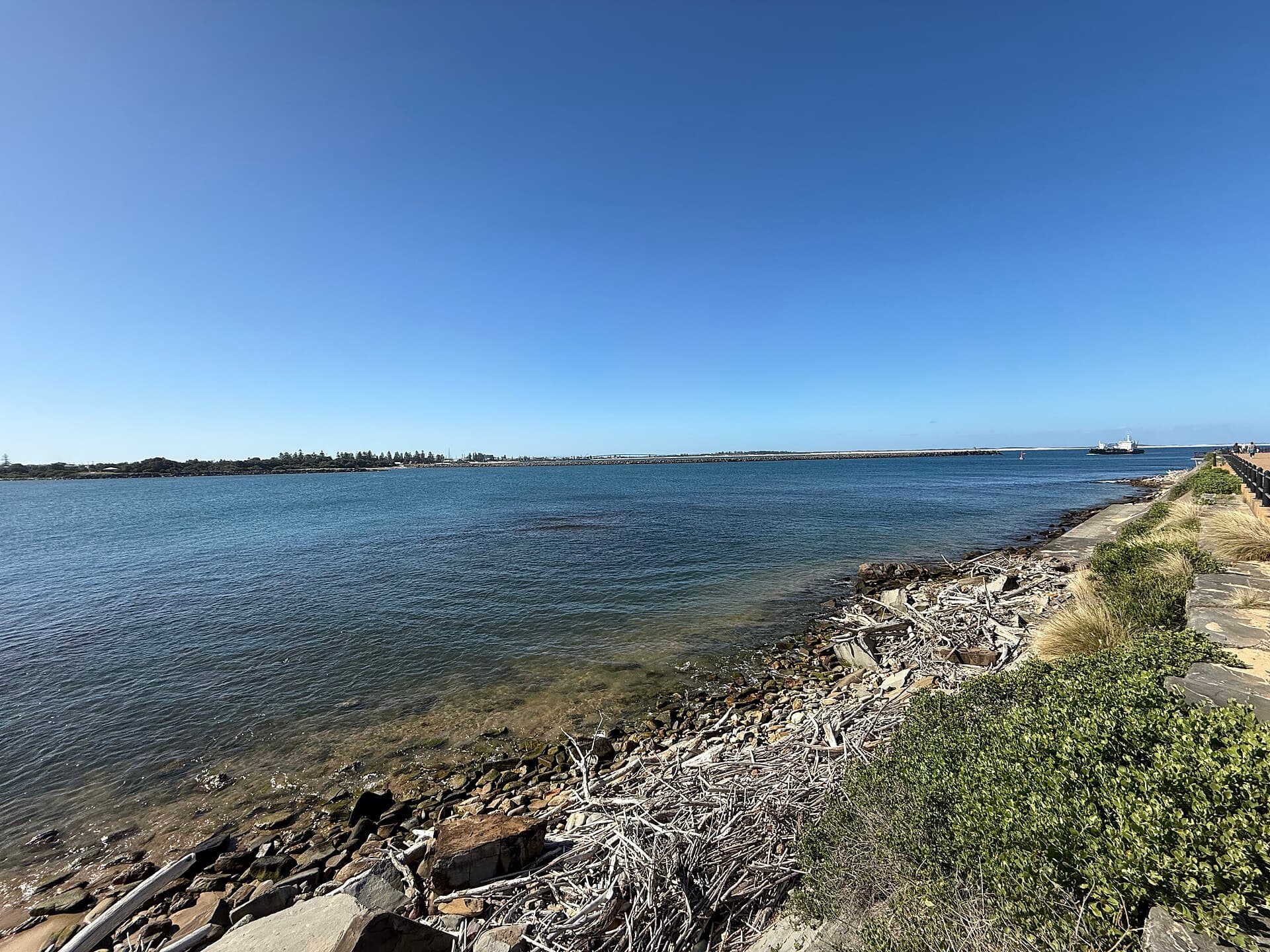 The Hunter River looking toward Stockton from Macquarie Pier